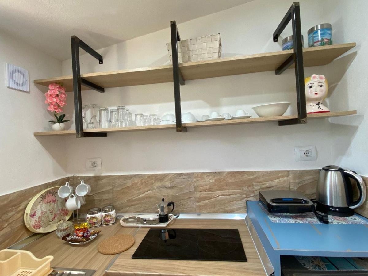 Areti Rooms Hotel Himara Kültér fotó