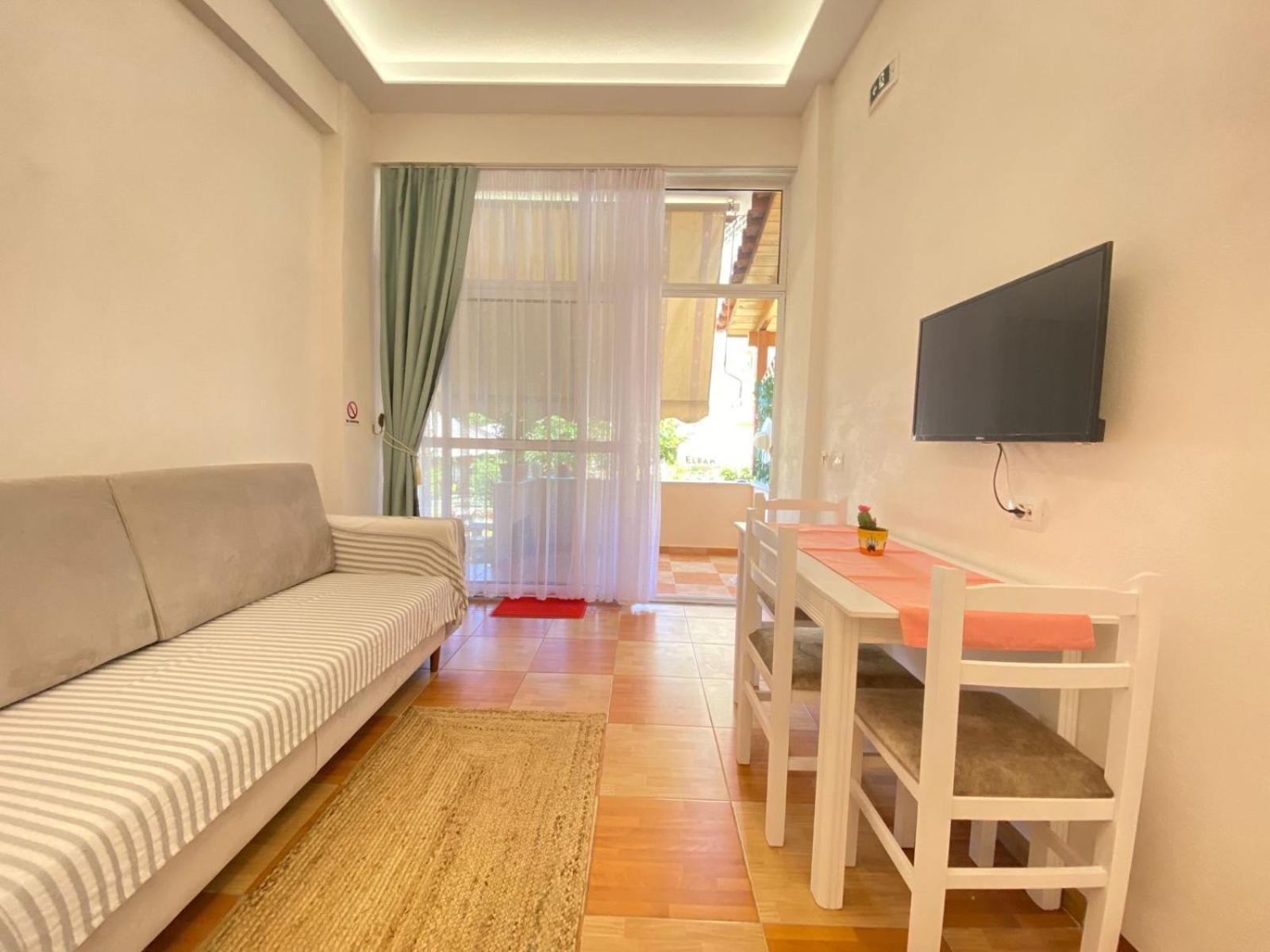 Areti Rooms Hotel Himara Kültér fotó